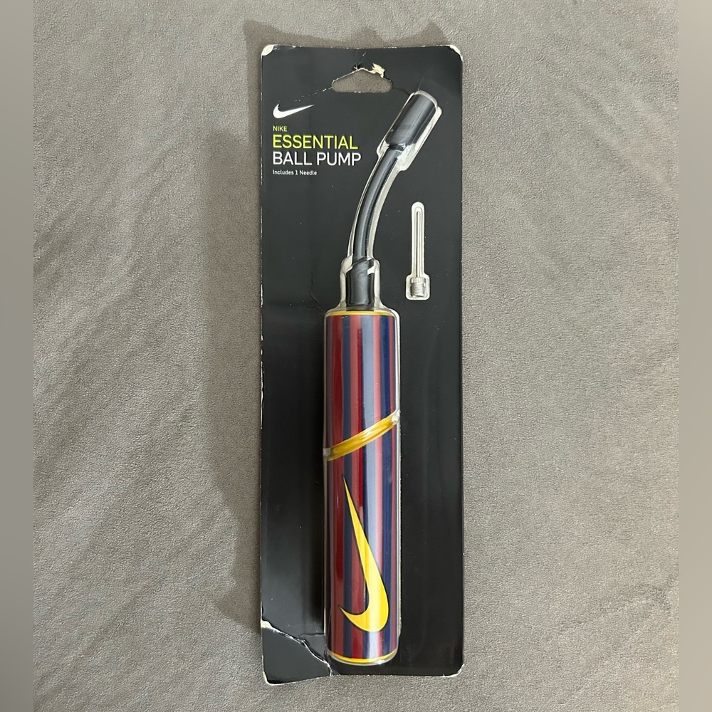 Nike Essential Ball Pump | Compact Design | Includes 1 Needle | Multicolor